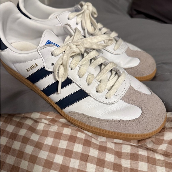 Adidas Women’s Samba Leather Sneaker - Picture 3 of 8